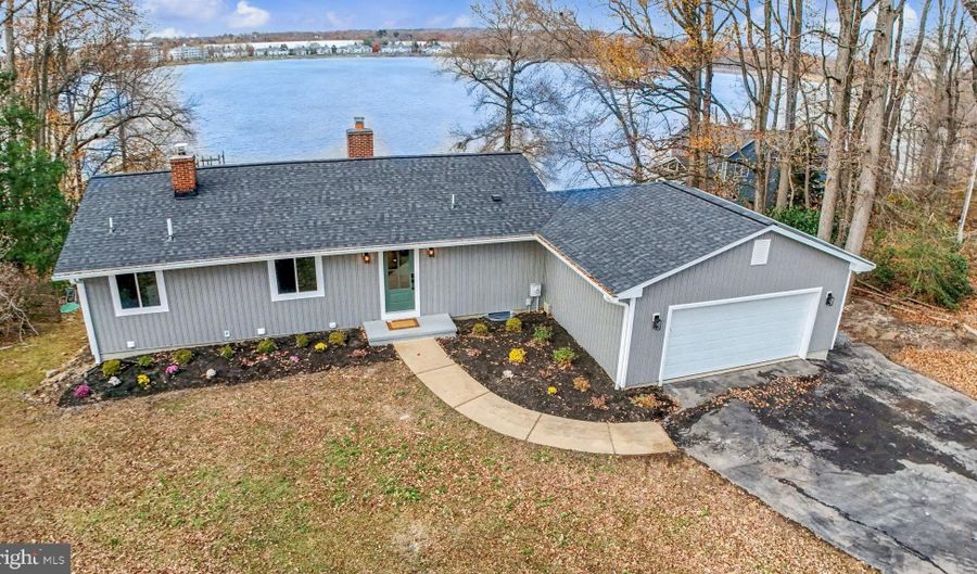 4 POPLAR GROVE Ave, Aberdeen, MD 21001 - 3 Beds, 3 Bath