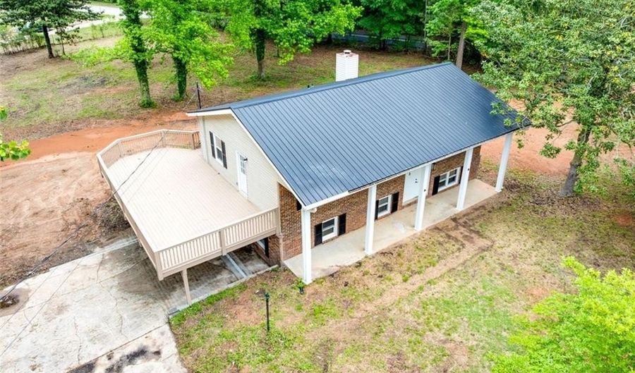 32 CHEROKEE RIDGE Rd, Canon, GA 30520 - 4 Beds, 3 Bath
