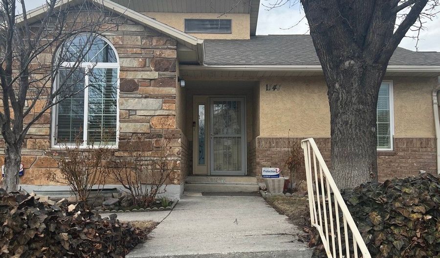 1141 E MURRAY HOLLADAY Rd 2, Salt Lake City, UT 84117 - 2 Beds, 1 Bath