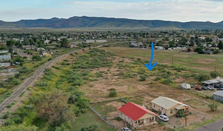 15 Th St, Alpine, TX 79830 - 0 Beds, 0 Bath