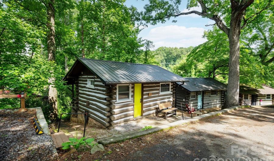 15 And 16 Cottage Dr, Asheville, NC 28805 - 2 Beds, 2 Bath