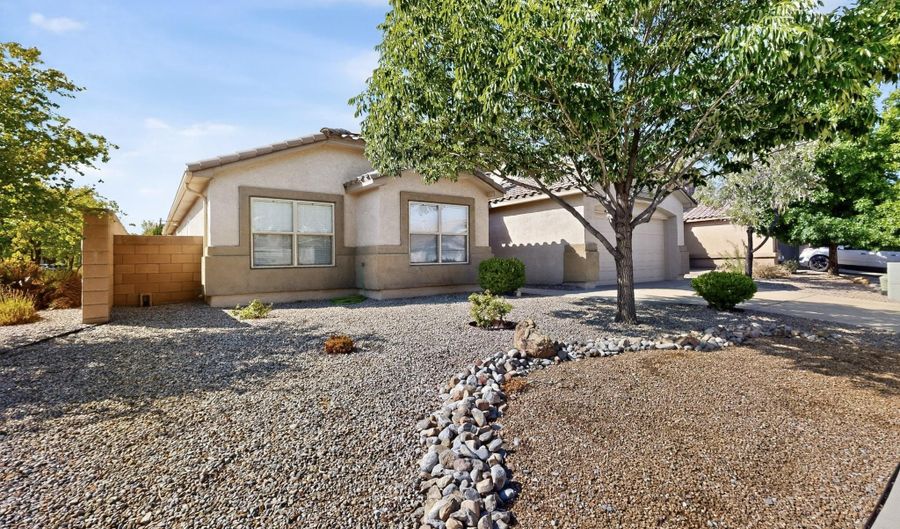 5928 LAS CADENAS Rd NW, Albuquerque, NM 87120 - 3 Beds, 2 Bath