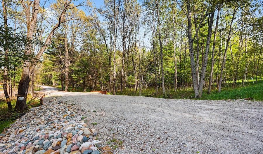 1900 N Forest Lake Dr, Alger, MI 48610 - 2 Beds, 2 Bath