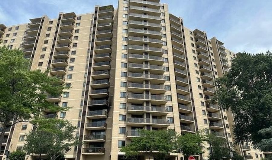 203 YOAKUM Pkwy 1707, Alexandria, VA 22304 - 2 Beds, 2 Bath