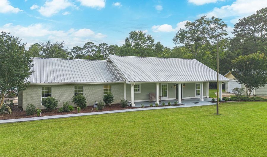 11353 Hattie K Dr, Biloxi, MS 39532 - 4 Beds, 3 Bath