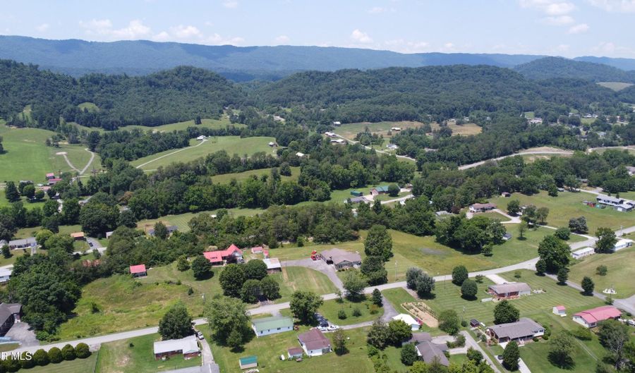 299 Main St, Bean Station, TN 37708 - 0 Beds, 2 Bath