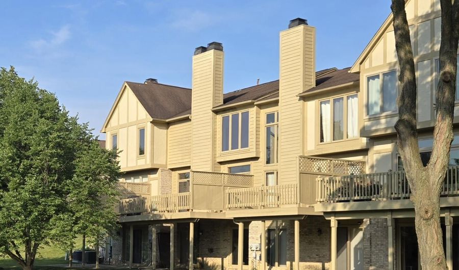 2782 Maitland Dr, Ann Arbor, MI 48105 - 3 Beds, 4 Bath