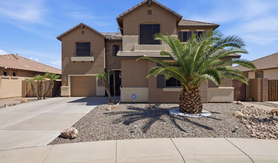 3840 E KINGBIRD Pl, Chandler, AZ 85286 - 4 Beds, 3 Bath