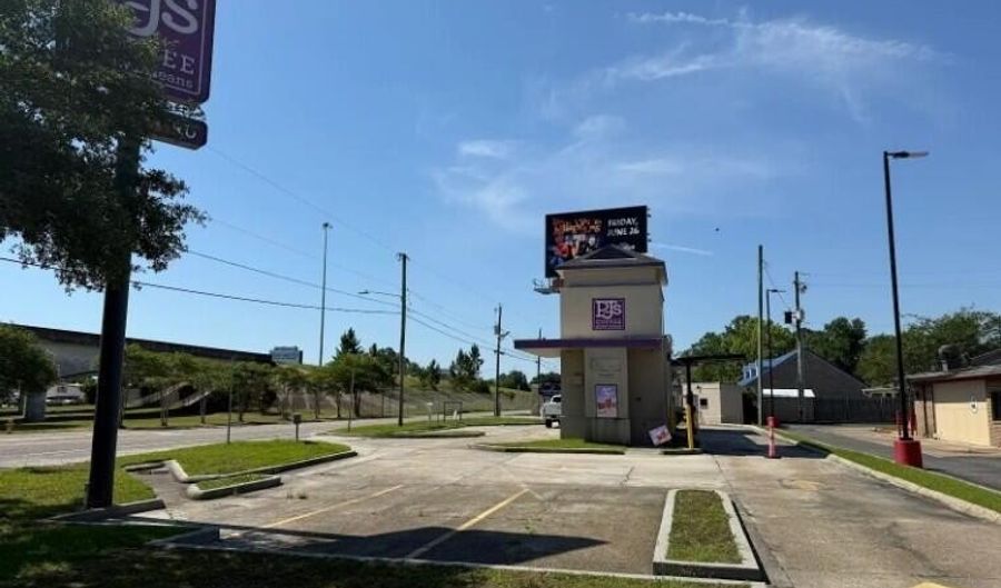 10439 D'iberville Blvd, Biloxi, MS 39530 - 0 Beds, 0 Bath