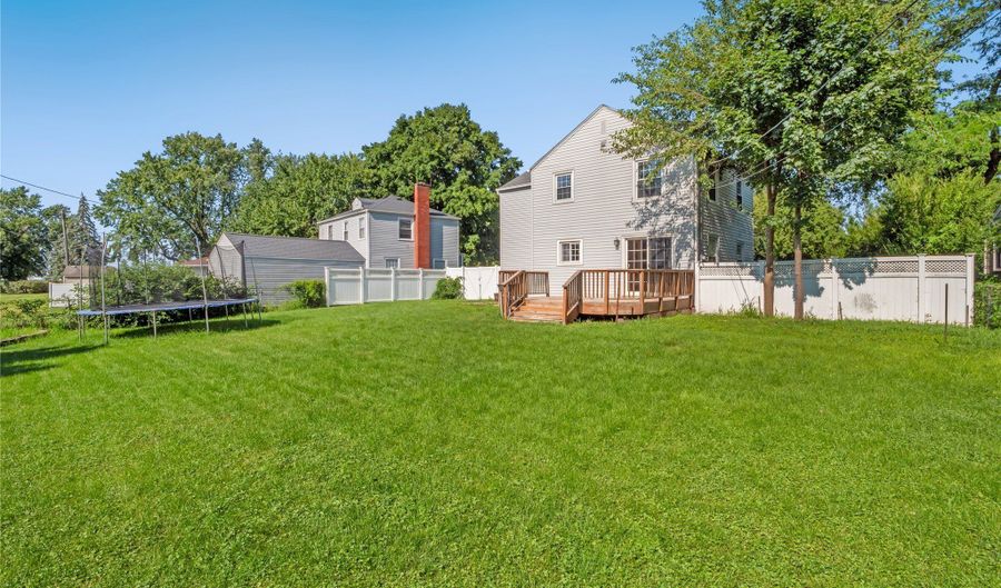 645 SW Kenworthy Dr, Ankeny, IA 50023 - 3 Beds, 1 Bath