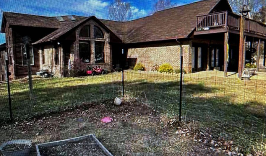 436 HINSONS FORD Rd, Amissville, VA 20106 - 8 Beds, 5 Bath