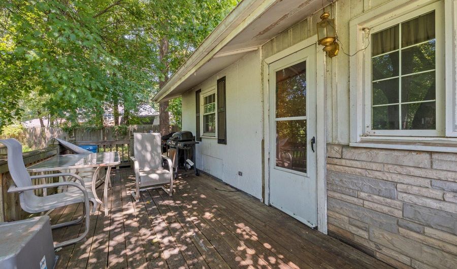 8917 RACE TRACK Rd, Bowie, MD 20715 - 3 Beds, 1 Bath