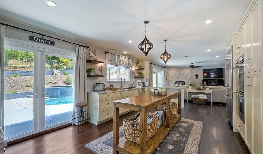 660 Via Rancho Pkwy, Escondido, CA 92029 - 4 Beds, 3 Bath