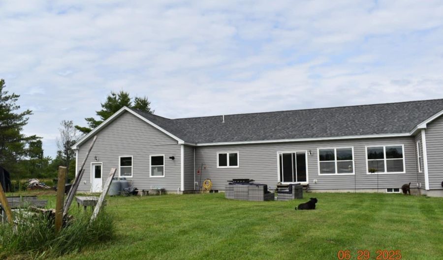 14 Lead Mountain Ln, Belfast, ME 04915 - 3 Beds, 3 Bath