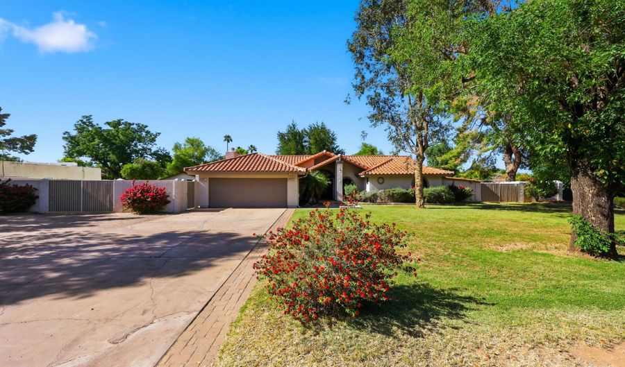 10432 W Avalon Dr, Avondale, AZ 85392 - 4 Beds, 2 Bath