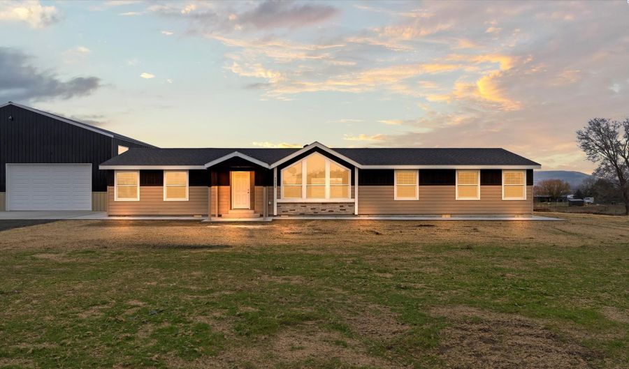 Lot 1 SP 2108, Benton City, WA 99320 - 3 Beds, 2 Bath