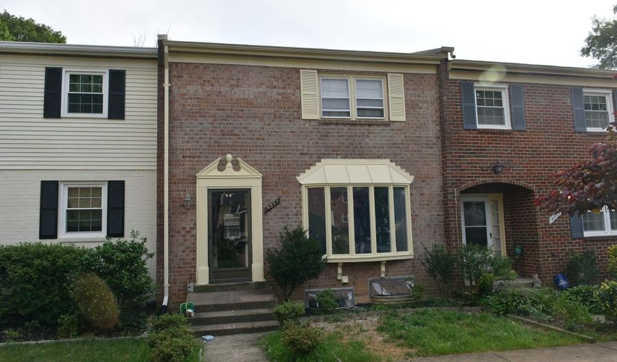 4557 KING EDWARD Ct, Annandale, VA 22003 - 3 Beds, 4 Bath