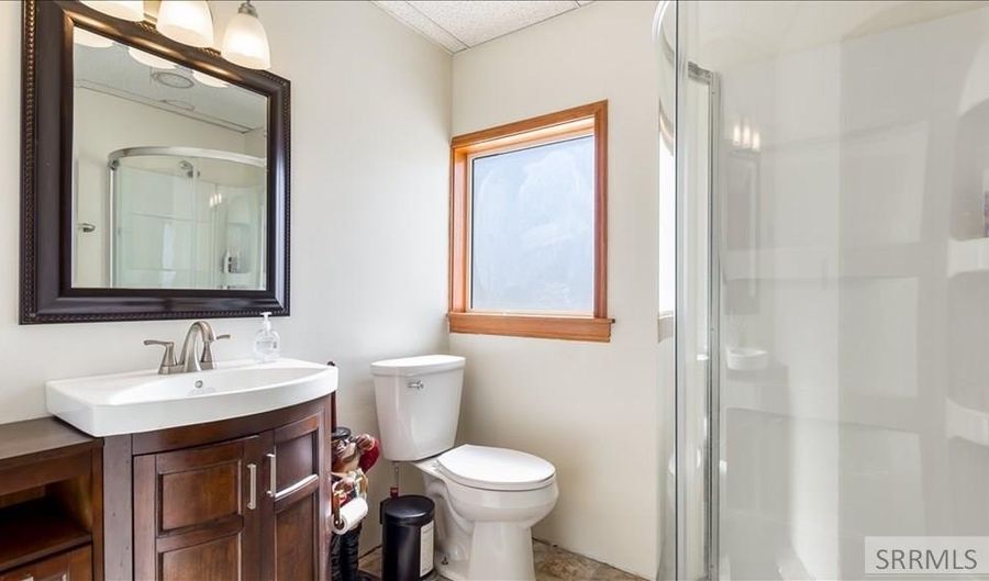68 80 N. Broadway, Blackfoot, ID 83221 - 0 Beds, 0 Bath