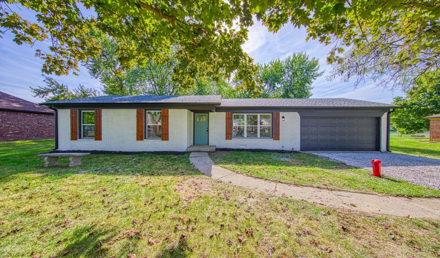 227 Poplar Grove Dr, Avon, IN 46123 - 3 Beds, 2 Bath