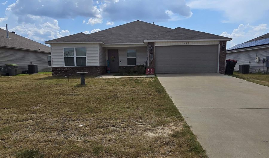 4033 Kings River Trl, Bauxite, AR 72011 - 4 Beds, 2 Bath