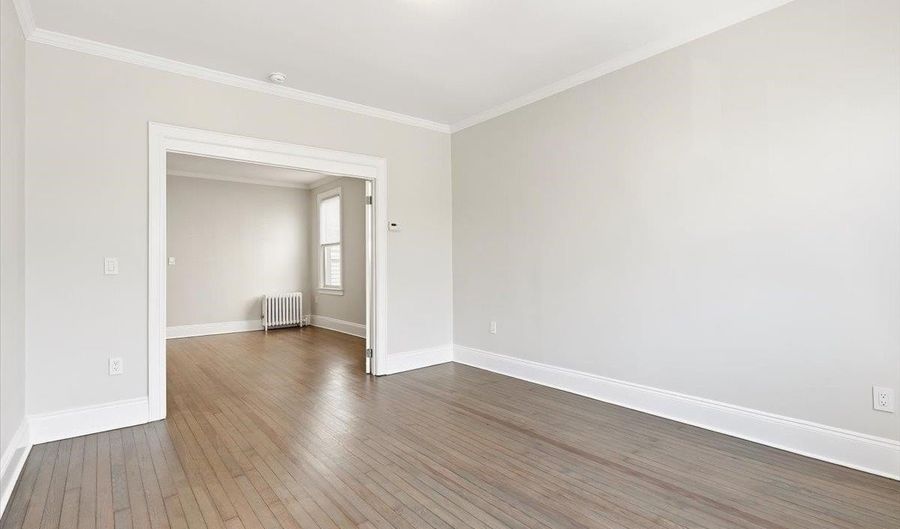 73 NEWMAN Ave 4, Bayonne, NJ 07002 - 2 Beds, 1 Bath