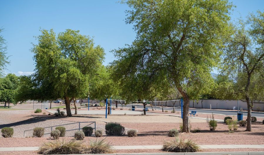 11363 W LOCUST Ln, Avondale, AZ 85323 - 4 Beds, 2 Bath
