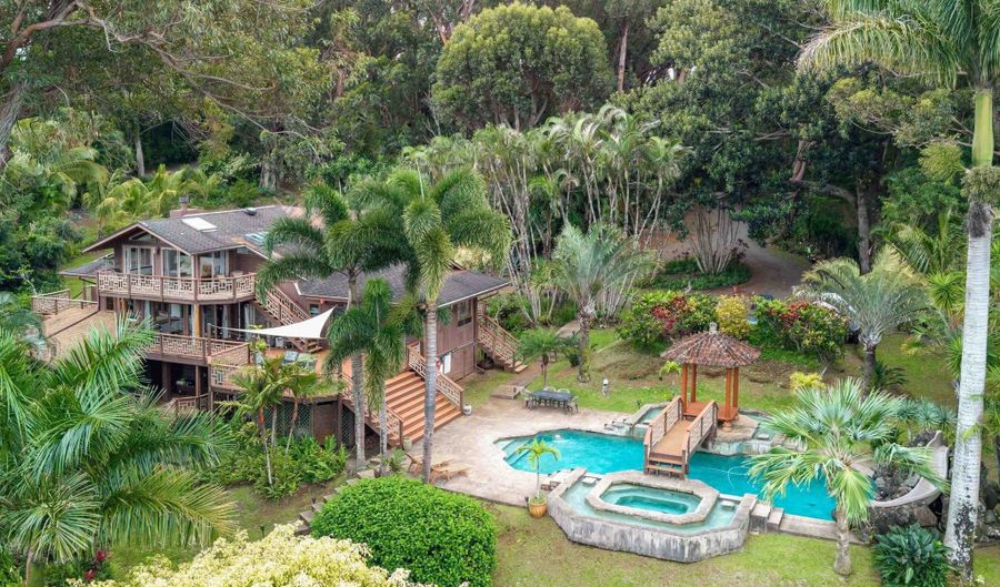 1073 Nanihoku Pl, Haiku, HI 96708 - 7 Beds, 5 Bath