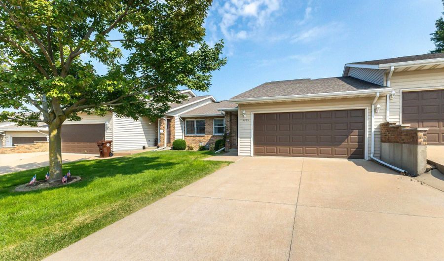 5125 Valley Frg, Asbury, IA 52002 - 2 Beds, 2 Bath