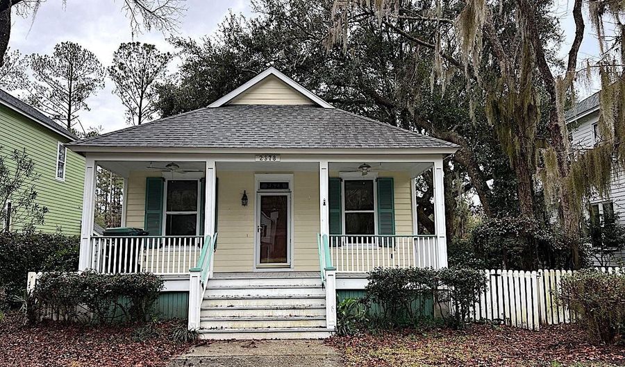 2678 Broad St, Beaufort, SC 29902 - 3 Beds, 2 Bath