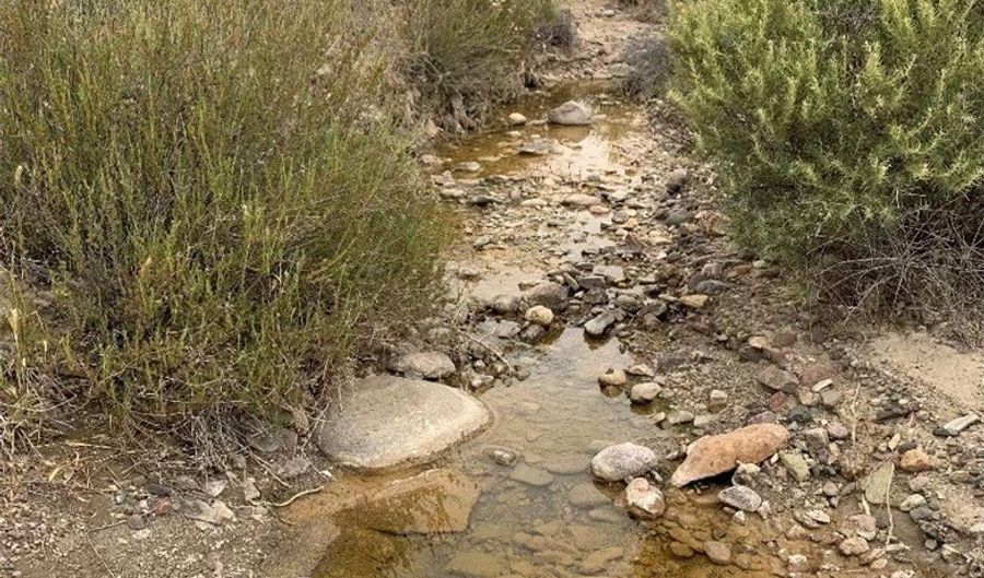 0 Lot 82 In Sw 1/4 Of Lot/Sec 5 Blk/Div/Twn 4N Reg/R, Agua Dulce, CA 91390 - 0 Beds, 0 Bath