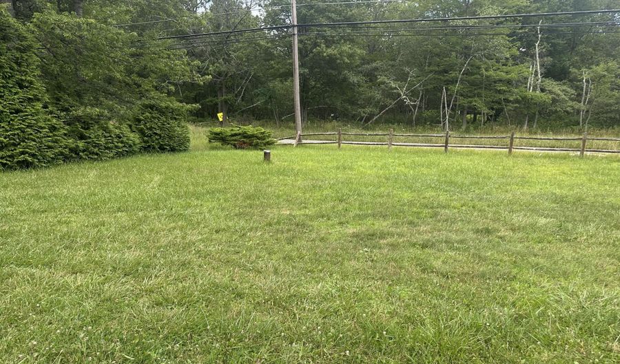 149 Tapuco Dr, Albrightsville, PA 18210 - 3 Beds, 2 Bath