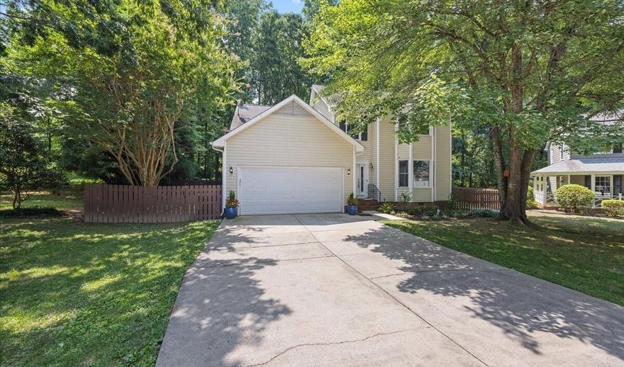 3901 Inkberry Ct, Apex, NC 27539 - 4 Beds, 3 Bath