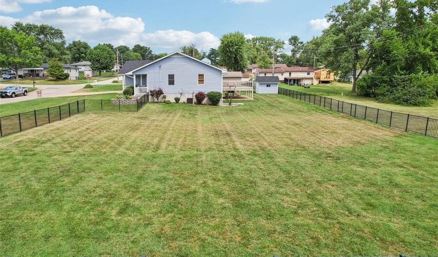 2434 Shady Dr, Arnold, MO 63010 - 3 Beds, 3 Bath