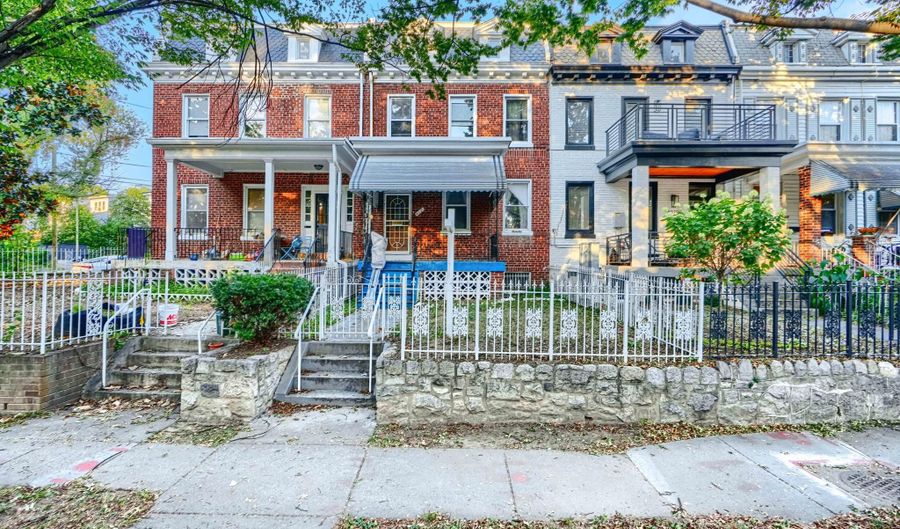 4021 ILLINOIS Ave NW, Washington, DC 20011 - 3 Beds, 2 Bath