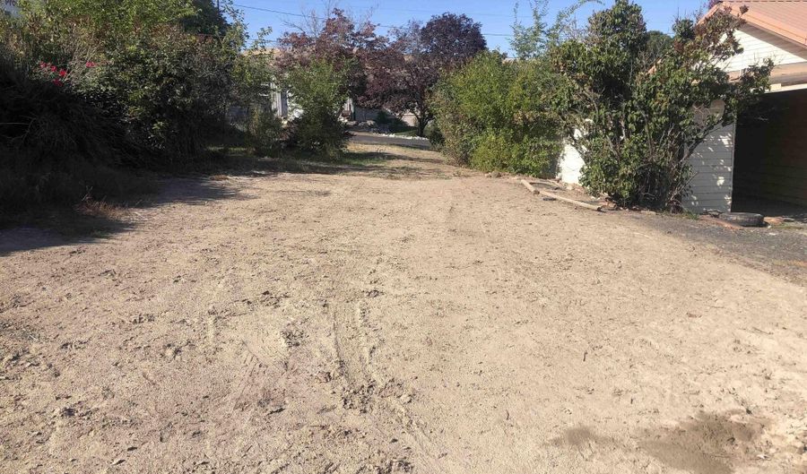 323 Hays, Asotin, WA 99402 - 3 Beds, 2 Bath