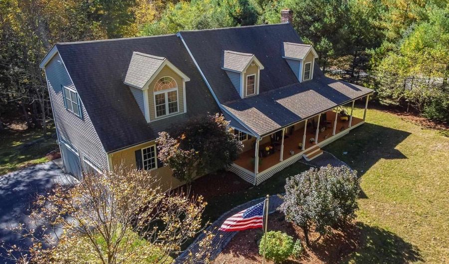 104 N. Mason Rd, Brookline, NH 03033 - 3 Beds, 3 Bath