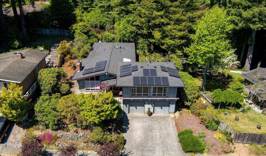 94 California Ave, Arcata, CA 95521 - 3 Beds, 2 Bath