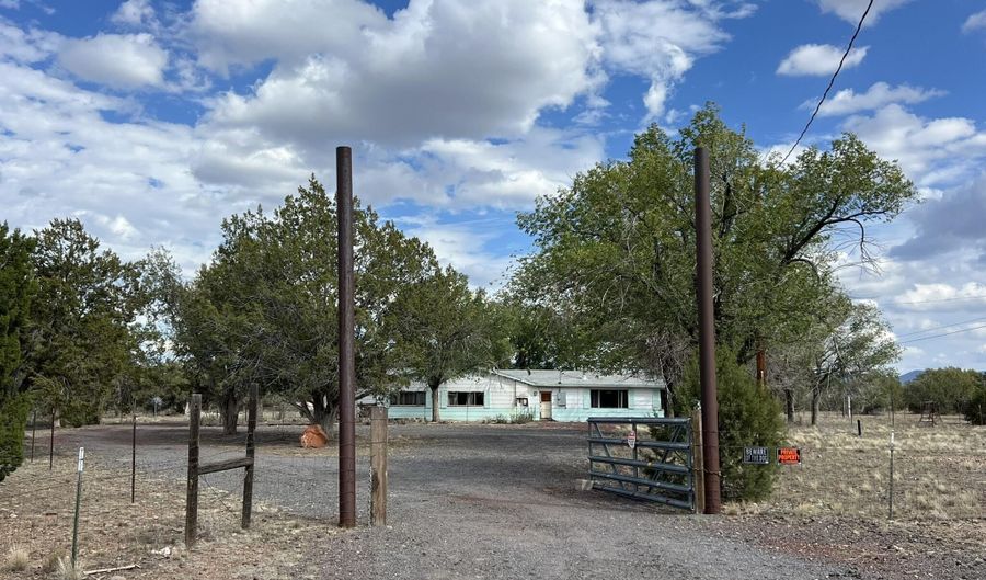 46625 N Jackrabbit Cir, Ash Fork, AZ 86320 - 3 Beds, 1 Bath