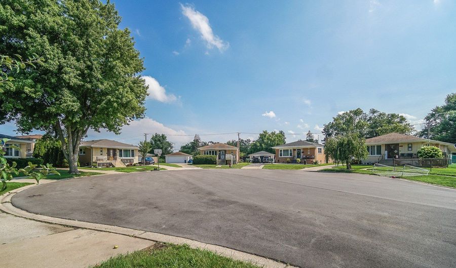 4207 W Jobev Ln, Alsip, IL 60803 - 3 Beds, 2 Bath