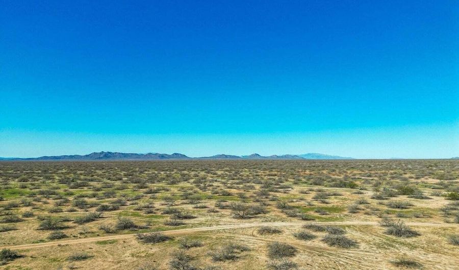 Xxx S Slick Fork Trail 5, Congress, AZ 85332 - 0 Beds, 0 Bath