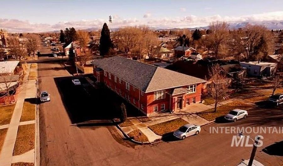1501 Miller #3, Burley, ID 83318 - 2 Beds, 1 Bath