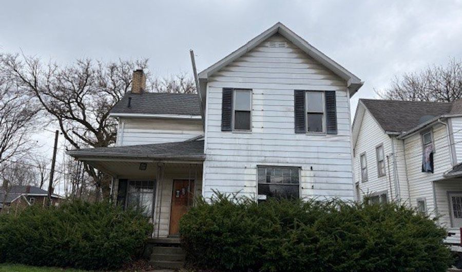 223 E Oxford St, Alliance, OH 44601 - 4 Beds, 2 Bath