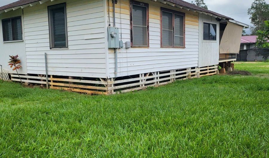 5986 KAWAIHAU Rd, Kapaa, HI 96746 - 3 Beds, 1 Bath