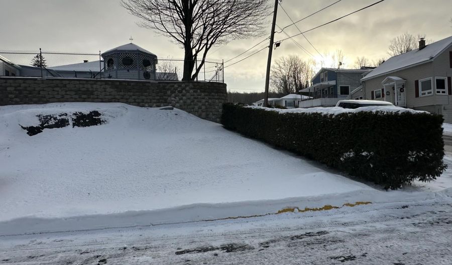 407 Coos St, Berlin, NH 03570 - 3 Beds, 2 Bath