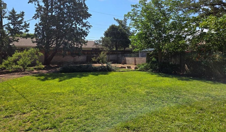 3208 Texas St NE, Albuquerque, NM 87110 - 4 Beds, 3 Bath