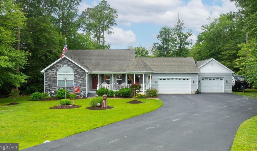 32530 HERRING WOOD Dr, Dagsboro, DE 19939 - 3 Beds, 3 Bath