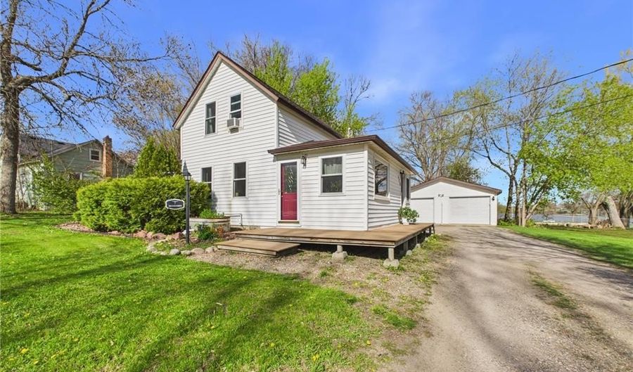 520 8th St, Albany, MN 56307 - 2 Beds, 1 Bath