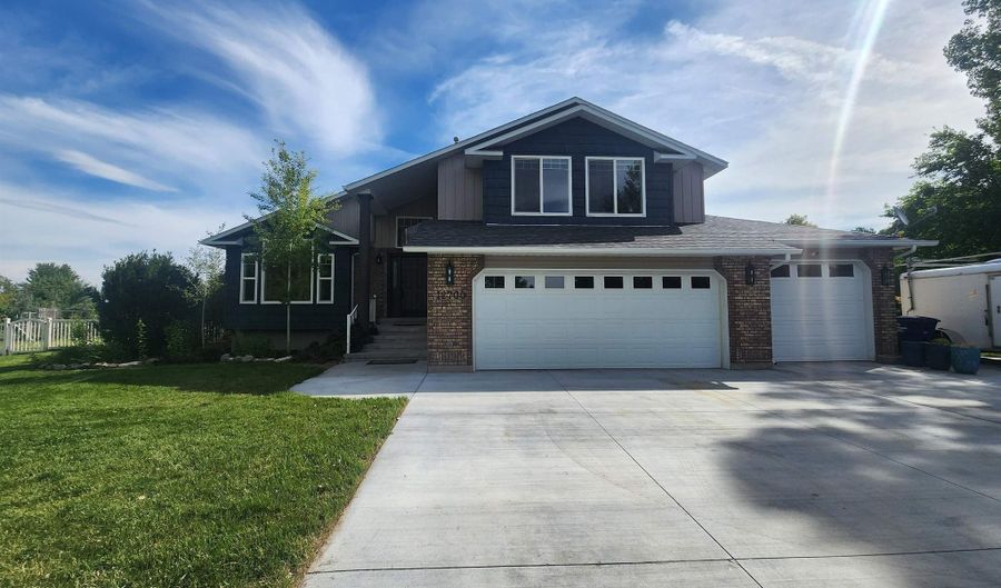 12700 Preakness, Chubbuck, ID 83202 - 5 Beds, 4 Bath