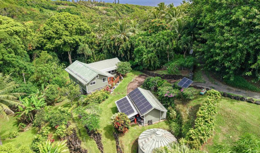630 Hoolawa Rd, Haiku, HI 96708 - 2 Beds, 2 Bath