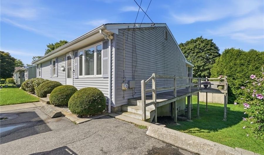 65 Thelma Ave, North Providence, RI 02904 - 3 Beds, 1 Bath